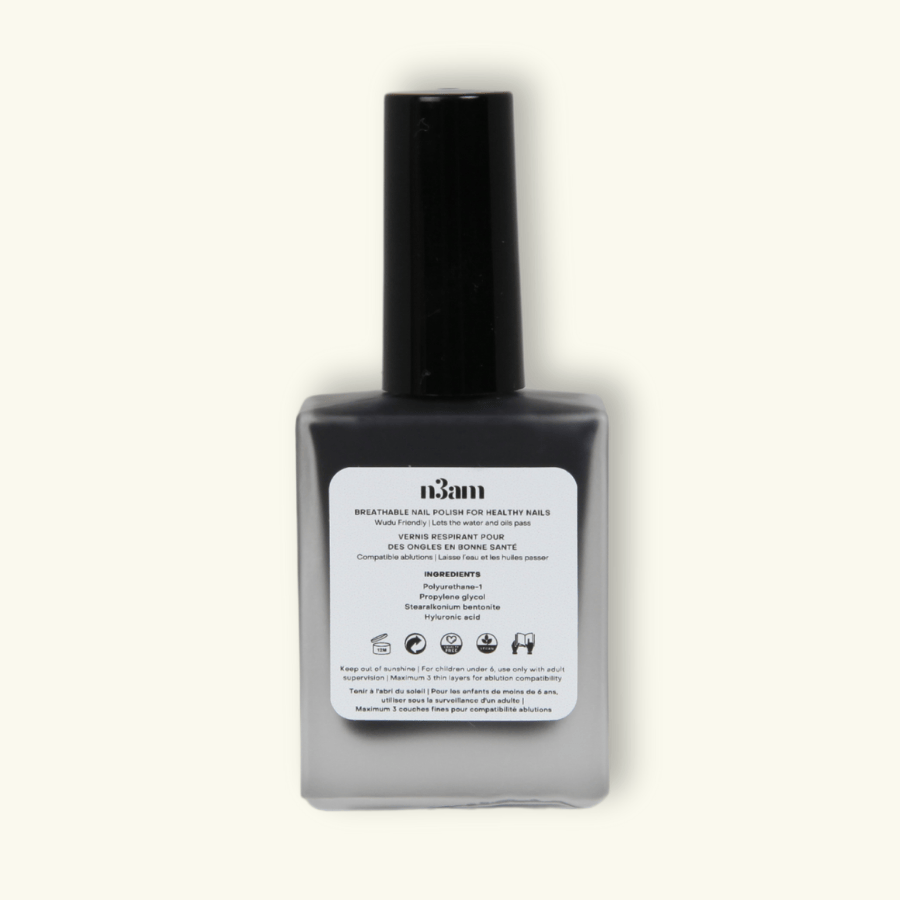 Vernis à ongles halal noir intense de la marque n3am