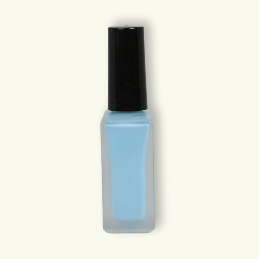 Vernis à ongles perméable et halal bleu pastel de la marque n3am