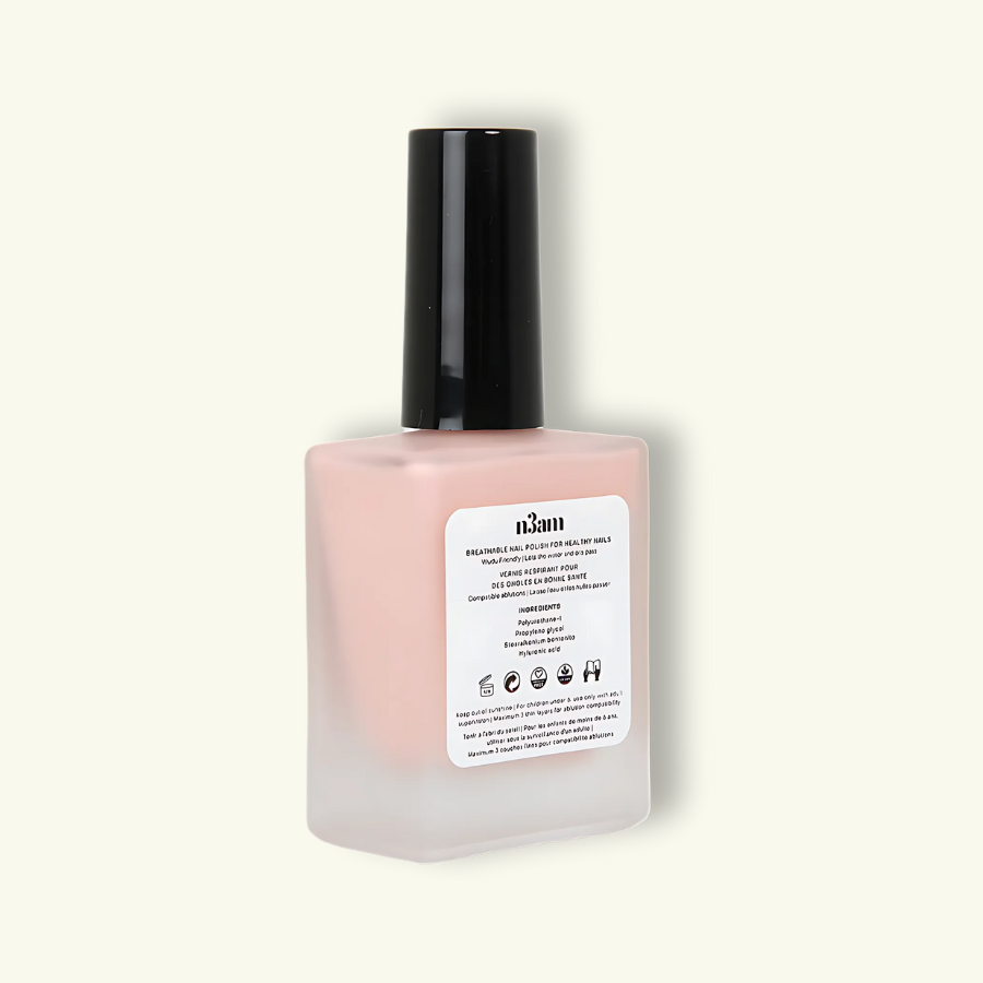 Flacon de vernis à ongles halal et perméable nude de la marque n3am