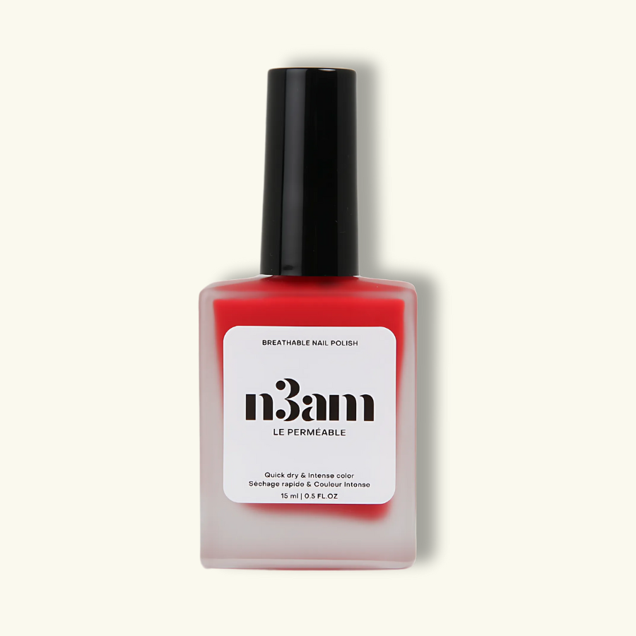 Photo d'un vernis halal rouge de la marque n3am