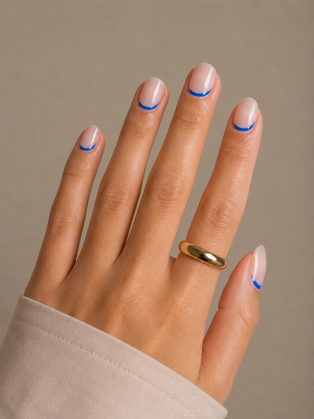 Inspiration Vernis halal minimalist style pinceaux nail art