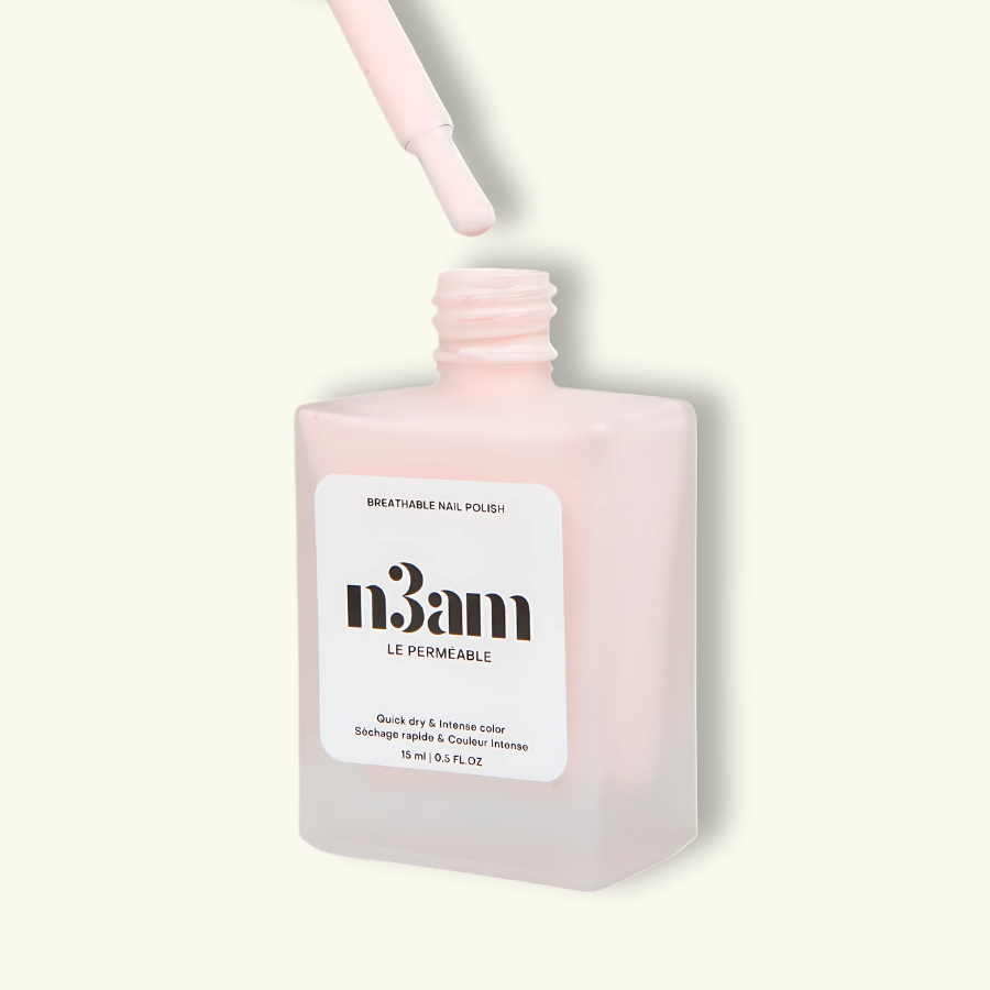 Vernis à ongles halal et perméable rose crémeux de la marque n3am